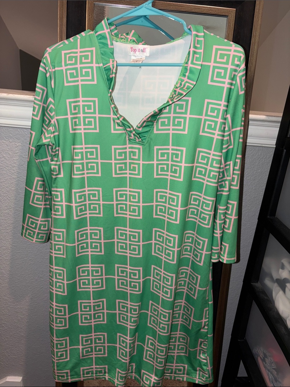 Top it Off Green Geometric V-Notch Tunic Dress (fits a M)